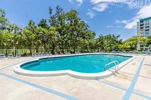 4330 Hillcrest Dr, Hollywood, FL 33021 - Photo 20