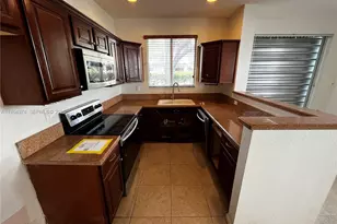 3021 Laurel Ridge Cir, Riviera Beach, FL 33404 - Photo 12