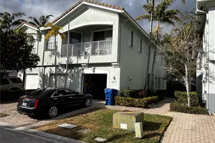 3021 Laurel Ridge Cir, Riviera Beach, FL 33404 - Photo 4