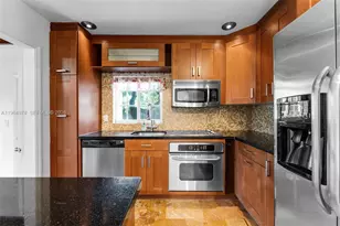 4220 SW 13th St, Miami, FL 33134 - Photo 8