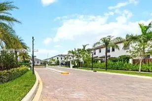 15927 SW 2nd Pl, Pembroke Pines, FL 33027 - Photo 1