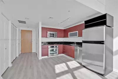 244 Biscayne Blvd #436, Miami, FL 33132 - Photo 6