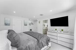 4892 Willow Dr, Boca Raton, FL 33487 - Photo 20