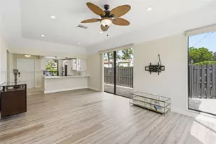 5726 Fox Hollow Dr, Boca Raton, FL 33486 - Photo 8