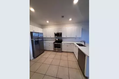 11378 SW 254th Ter, Homestead, FL 33032 - Photo 8