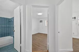 7155 W 14th Ct, Hialeah, FL 33014 - Photo 12