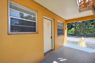 7155 W 14th Ct, Hialeah, FL 33014 - Photo 14