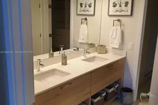 16385 Biscayne Blvd, North Miami Beach, FL 33160 - Photo 20