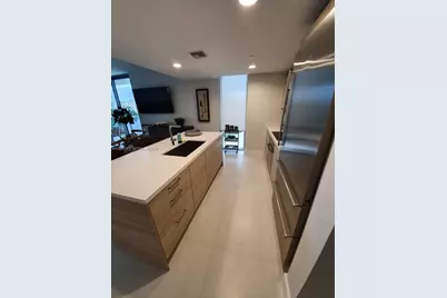 16385 Biscayne Blvd #507, North Miami Beach, FL 33160 - Photo 6