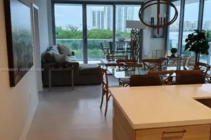 16385 Biscayne Blvd, North Miami Beach, FL 33160 - Photo 4