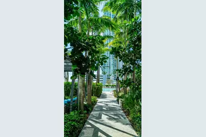 650 NE 32nd St #2105, Miami, FL 33137 - Photo 26