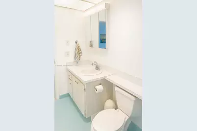 610 NE 12th Ave #308, Hallandale Beach, FL 33009 - Photo 20