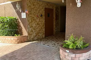610 NE 12th Ave, Hallandale Beach, FL 33009 - Photo 36