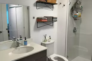 321 NE 26th St, Miami, FL 33137 - Photo 8