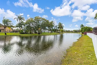 14734 Via Tivoli Ct, Davie, FL 33325 - Photo 28