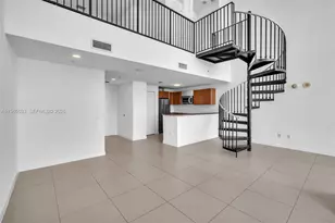 300 S Biscayne Blvd, Miami, FL 33131 - Photo 8