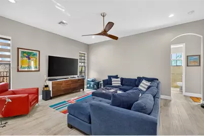 8782 NW 41st St, Cooper City, FL 33024 - Photo 20