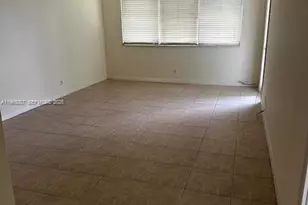 2223 Park Ln, Hollywood, FL 33021 - Photo 10