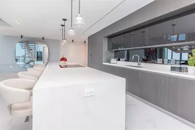 851 NE 1st Ave #4611, Miami, FL 33132 - Photo 16
