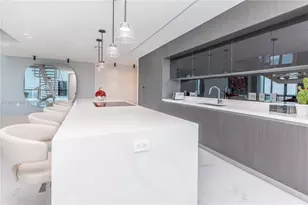 851 NE 1st Ave, Miami, FL 33132 - Photo 16
