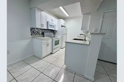 15560 SW 104th Ter #612, Miami, FL 33196 - Photo 2