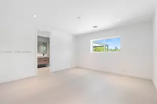 19721 NE 23rd Ave, Miami, FL 33180 - Photo 36