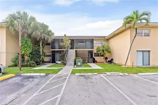 15619 SW 73rd Cir Terrace, Miami, FL 33193 - Photo 2