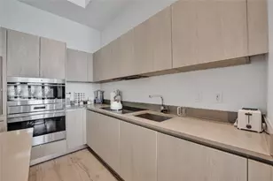 4111 S Ocean Dr, Hollywood, FL 33019 - Photo 16
