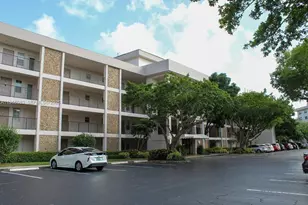 2900 N Palm Aire Dr, Pompano Beach, FL 33069 - Photo 2