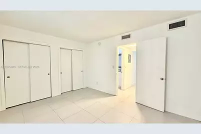 42 SW 14th St #203, Dania Beach, FL 33004 - Photo 12