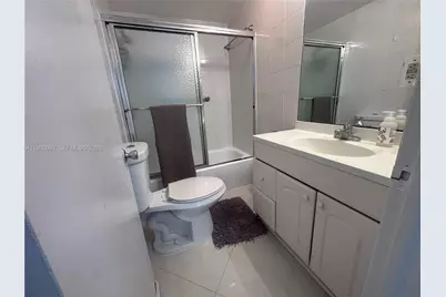 802 Euclid Ave #305, Miami Beach, FL 33139 - Photo 8