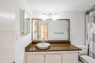 18151 NE 31st Ct, Aventura, FL 33160 - Photo 20