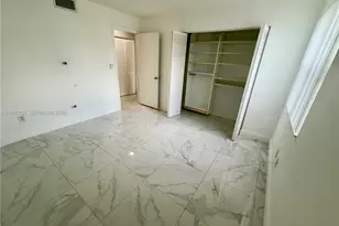 1086 N Hiatus Rd, Pembroke Pines, FL 33026 - Photo 20