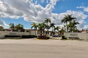 1086 N Hiatus Rd, Pembroke Pines, FL 33026 - Photo 2