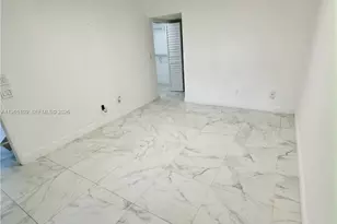 1086 N Hiatus Rd, Pembroke Pines, FL 33026 - Photo 16