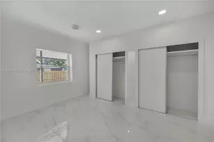 536 NW 25th Ave, Miami, FL 33125 - Photo 12