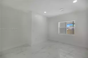 536 NW 25th Ave, Miami, FL 33125 - Photo 10