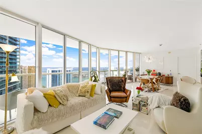 495 Brickell Ave #4704, Miami, FL 33131 - Photo 2