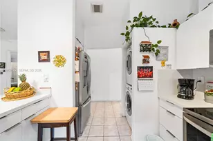 10095 NW 127th St, Hialeah Gardens, FL 33018 - Photo 16