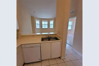 1663 SE 27th Dr #209, Homestead, FL 33035 - Photo 20