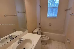 1663 SE 27th Dr, Homestead, FL 33035 - Photo 38