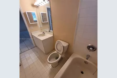 1663 SE 27th Dr #209, Homestead, FL 33035 - Photo 40