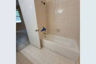 1663 SE 27th Dr #209, Homestead, FL 33035 - Photo 34