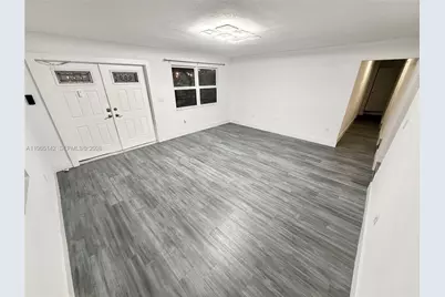 1621 SW 117th Ave, Davie, FL 33325 - Photo 6