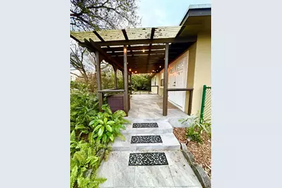 1621 SW 117th Ave, Davie, FL 33325 - Photo 4