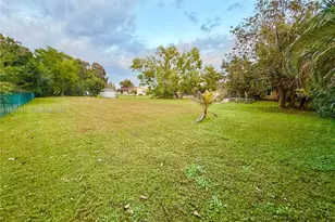 1621 SW 117th Ave, Davie, FL 33325 - Photo 34