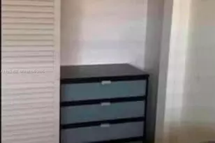 1530 NE 191st St, Miami, FL 33179 - Photo 4