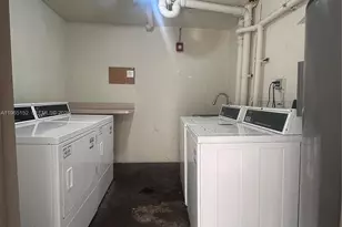 1530 NE 191st St, Miami, FL 33179 - Photo 14