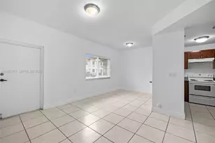 2461 W 78th St, Hialeah, FL 33016 - Photo 10