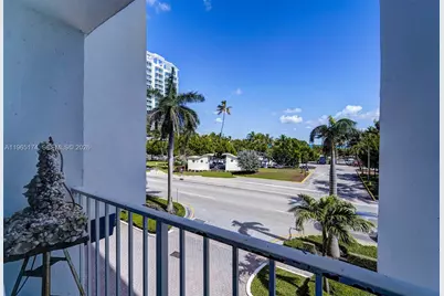 6450 Collins Ave #202, Miami Beach, FL 33141 - Photo 4
